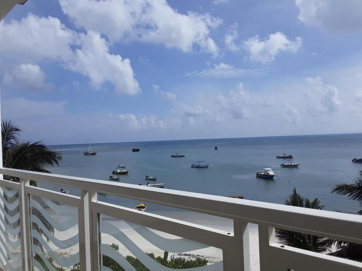 Diamond Plaza Hotel Grand Anse  ภายนอก รูปภาพ